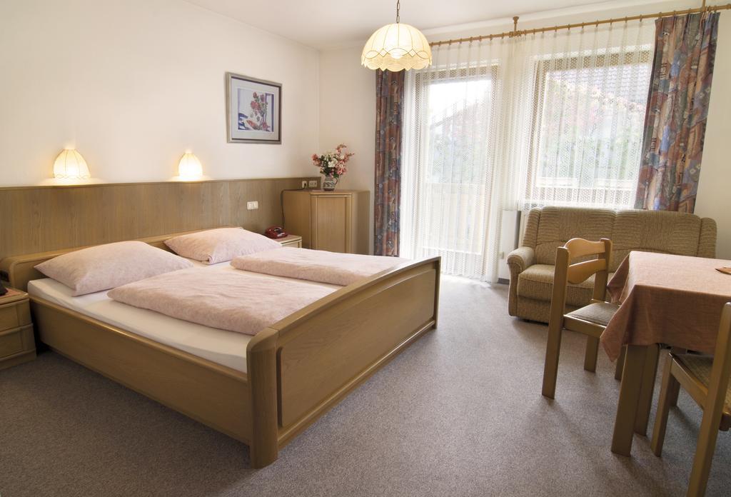 Pension Schwaiger Bad Gögging Habitación foto